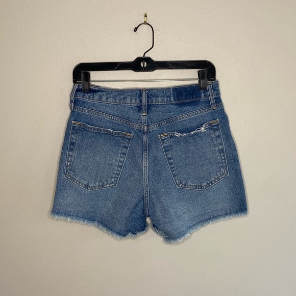 GAP Medium Wash Raw Hem Denim Cheeky Jean Shorts, size 4/27T - Picture 6 of 11